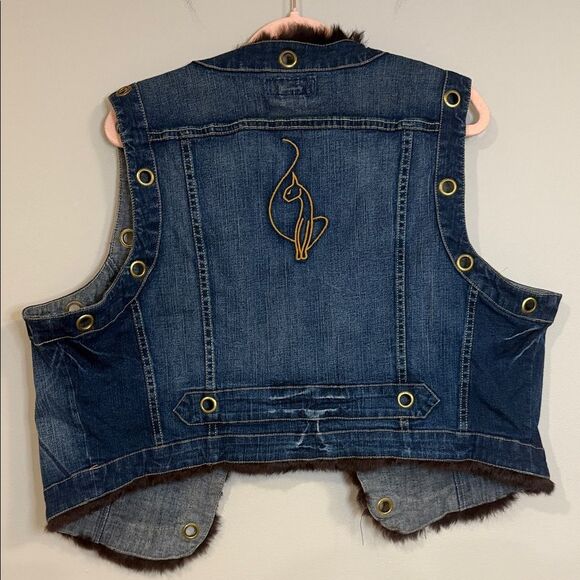 Baby Phat Y2K vintage blue denim vest with fur and gold eyelet details - Picture 3 of 3